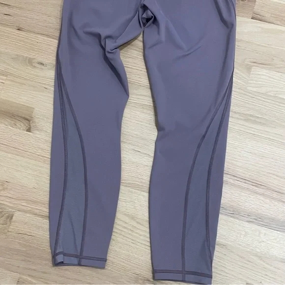Lululemon Train Time Pants 7/8 Lavender Mulberry Leggings 25” size 10 - Picture 6 of 13